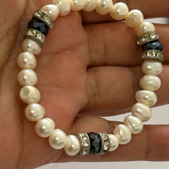 Pearl Beads Blue Crystal Stretch Bracelet - Brand New - Picture 6 of 10